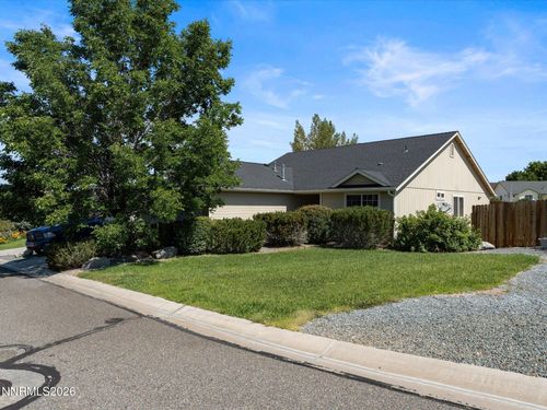 244 Walker St, Gardnerville, NV, 89410-5540 | Card Image