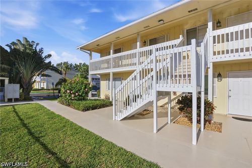 k5-4607 Bayshore Dr, NAPLES, FL, 34112-6563 | Card Image
