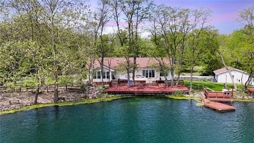 59 Vj Dr, Oakwood, IL, 61858-6202 | Card Image