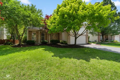 2008 Crosswind Dr, Plainfield, IL, 60586-2250 | Card Image
