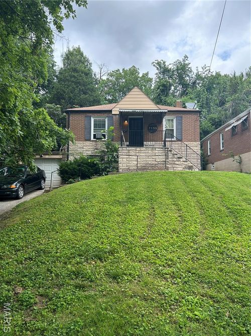 7155 Theodore Ave, Jennings, MO, 63136-1019 | Card Image