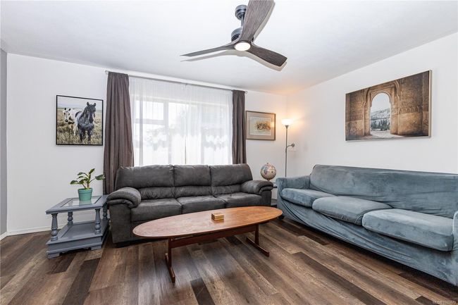 1 - 768 Robron Rd, Townhouse with 3 bedrooms, 2 bathrooms and 14 parking in Campbell River BC | Image 7