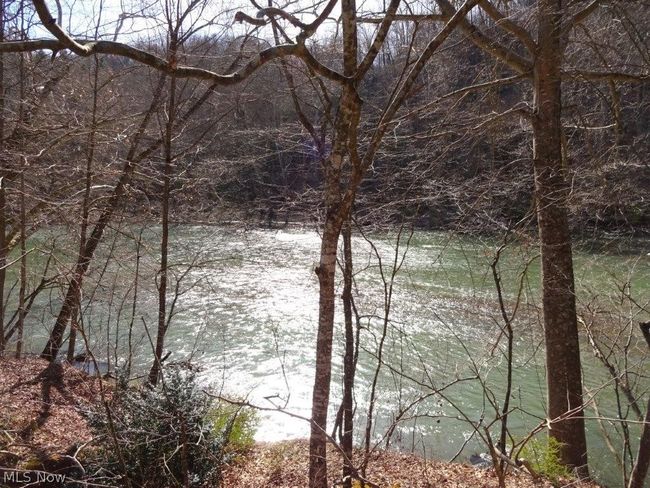 14479 Elk River Rd, House other with 2 bedrooms, 2 bathrooms and null parking in Duck WV | Image 41