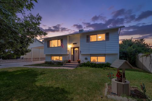 4428 S Red Cherry Cir, West Valley City, UT, 84120-5734 | Card Image