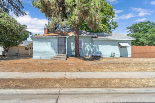 760 Sunnyside Ave, Clovis, CA, 93611-2059 | Card Image