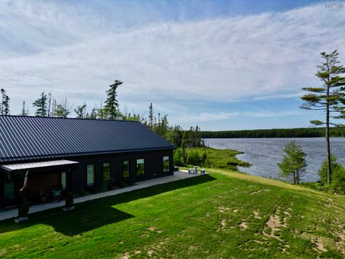 381 Grandique Ferry Rd, Louisdale, NS, B0E1V0 | Card Image