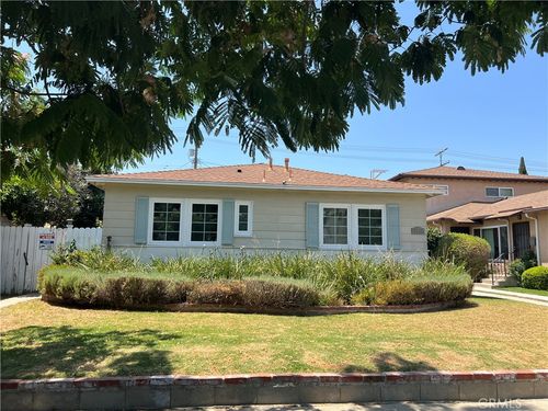 5713 Woodman Ave, Valley Glen, CA, 91401-4406 | Card Image