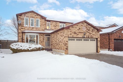 20 Muirbank Boulevard, Scarborough, ON, M1C4T6 | Card Image