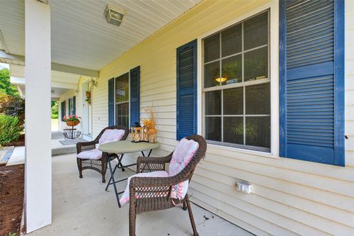 722 State Route 32, Wallkill, NY, 12589-2760 | Card Image
