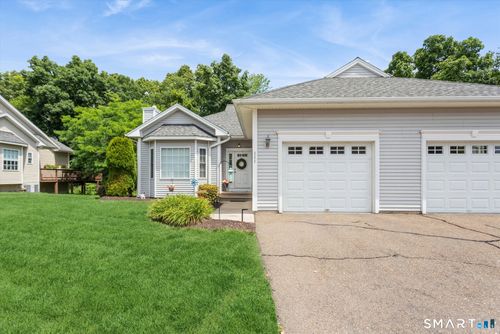 111 Pond View Cir, Beacon Falls, CT, 06403-1051 | Card Image