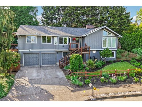 4204 Riverview Dr, West Linn, OR, 97068-3614 | Card Image
