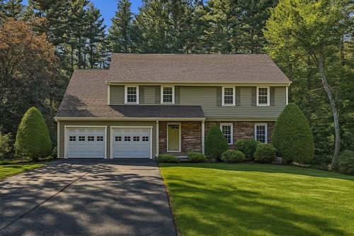 14 Robin Rd, Norfolk, MA, 02056-1732 | Card Image