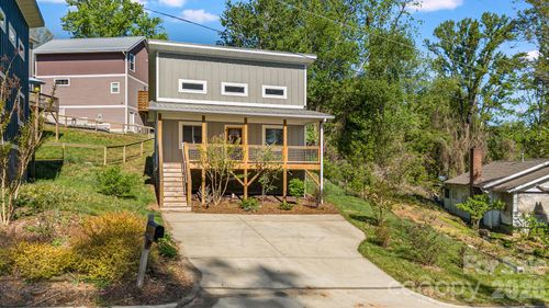 207 Hanover St, Asheville, NC, 28806-4086 | Card Image