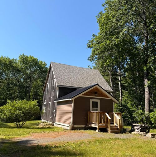 5 Moore Rd, Burlington, ME, 04417-3573 | Card Image