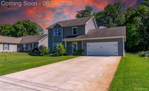 8423 Cascade St, Commerce Twp, MI, 48382-4706 | Card Image