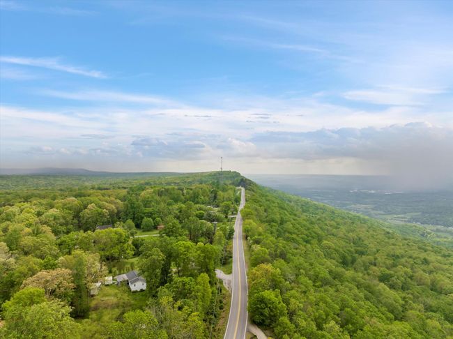 8659 Scenic Hwy, Home with 3 bedrooms, 3 bathrooms and 2 parking in Rising Fawn GA | Image 35