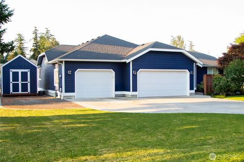 302 Harrison St, Nooksack, WA, 98276-0080 | Card Image