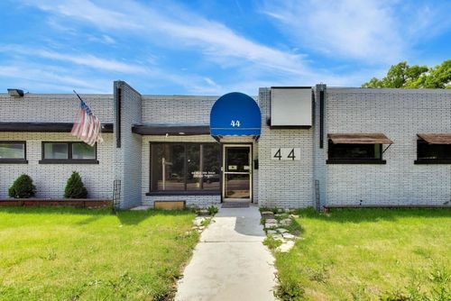 44 W Lincoln Hwy, Chicago Heights, IL, 60411-2617 | Card Image