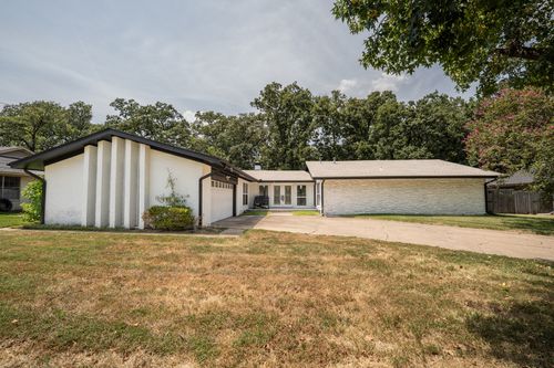 316 Woodcrest Cir, Sulphur Springs, TX, 75482-3714 | Card Image