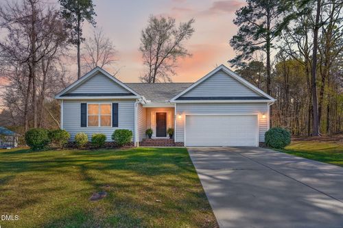 401 Coleridge Dr, Dunn, NC, 28334-4440 | Card Image