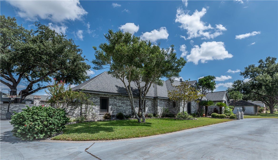 Residential in Alice 2