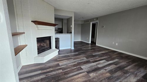 253-250 El Dorado Blvd, Webster, TX, 77598-2215 | Card Image