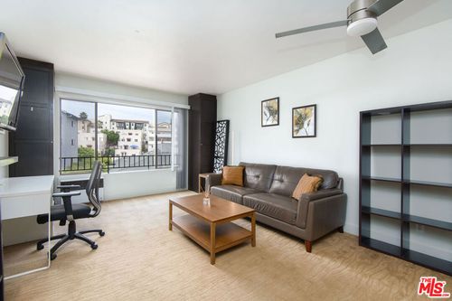 462-10982 Roebling Ave, Los Angeles, CA, 90024 | Card Image