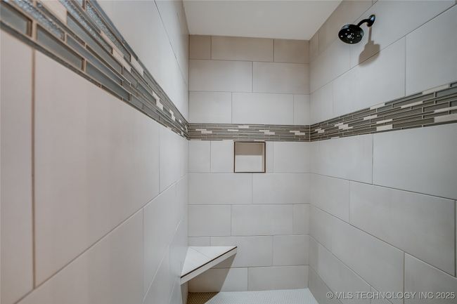 6904 E 86 Th Pl N, House other with 3 bedrooms, 3 bathrooms and null parking in Owasso OK | Image 18