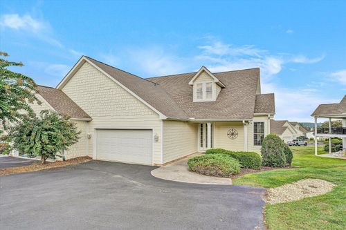 355 Haley Scott Dr, Union Hall, VA, 24176-2320 | Card Image