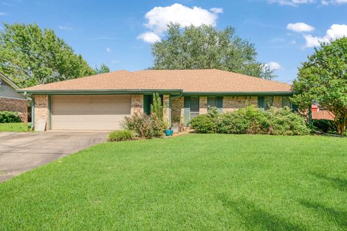 187 Turtle Creek Dr, Reno, TX, 75462-7330 | Card Image