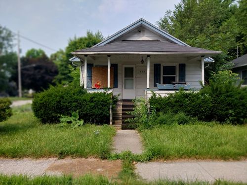1903 Mershon St, Saginaw, MI, 48602-4954 | Card Image
