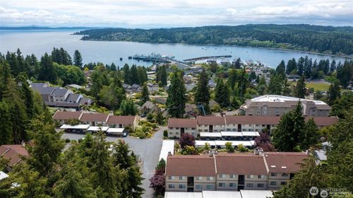 46-26435 Pennsylvania Ave Ne, Kingston, WA, 98346-7698 | Card Image