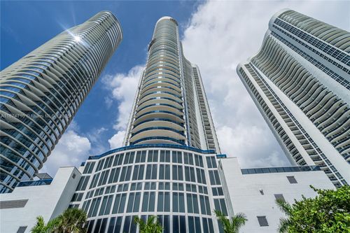 apt-2407-15811 Collins Ave, Sunny Isles Beach, FL, 33160-4186 | Card Image