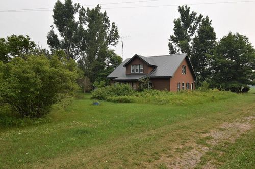 4515 Peshtigo River Rd, Laona, WI, 54541-9110 | Card Image