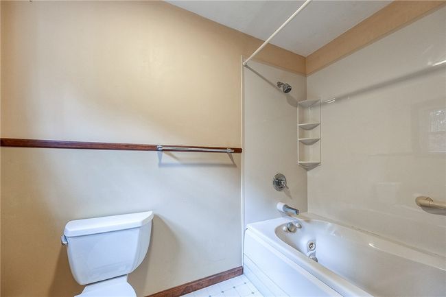 2938 Kane Rd, House other with 3 bedrooms, 3 bathrooms and null parking in Aliquippa PA | Image 20