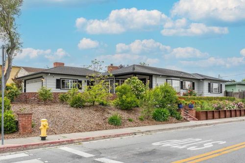 207 Rogers Ave, Watsonville, CA, 95076 | Card Image