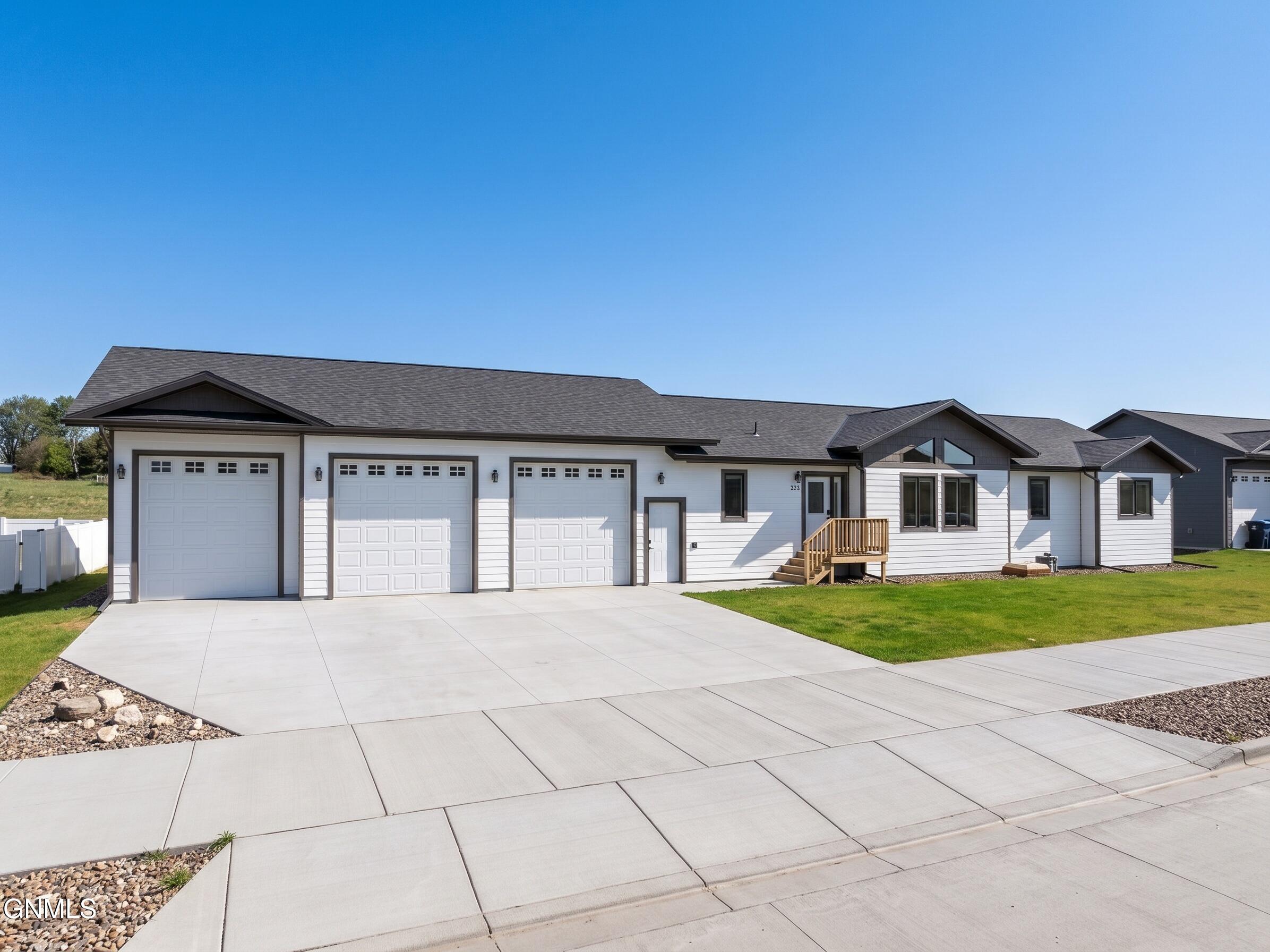 Residential in Watford City 2