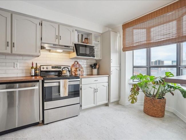 504 - 432 Main St E, House attached with 2 bedrooms, 2 bathrooms and 1 parking in Hamilton ON | Image 13