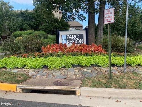 unit-b-1785 Jonathan Way, RESTON, VA, 20190-3537 | Card Image