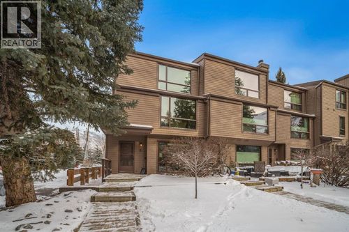 838 3 St, Canmore, AB, T1W2J7 | Card Image