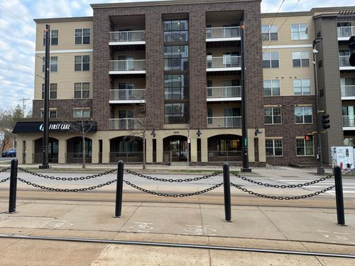 402-2900 University Avenue Se, Minneapolis, MN, 55414 | Card Image
