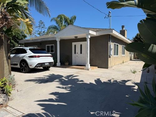 395 Victoria St, Costa Mesa, CA, 92627-1913 | Card Image