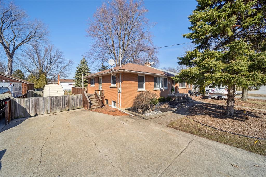 Residential in St Clair 3