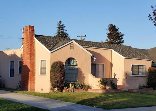 321 Hawthorne St, Salinas, CA, 93901-3114 | Card Image