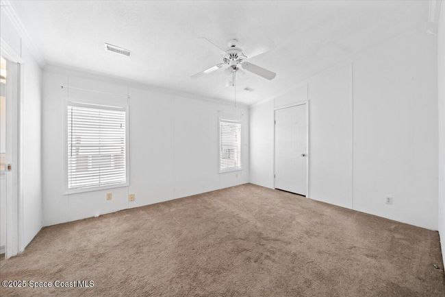 641 Hyacinth Cir, House other with 2 bedrooms, 2 bathrooms and null parking in Barefoot Bay FL | Image 9