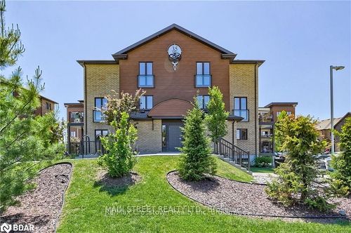 5-35 Madelaine Dr, Barrie, ON, L4N9T2 | Card Image