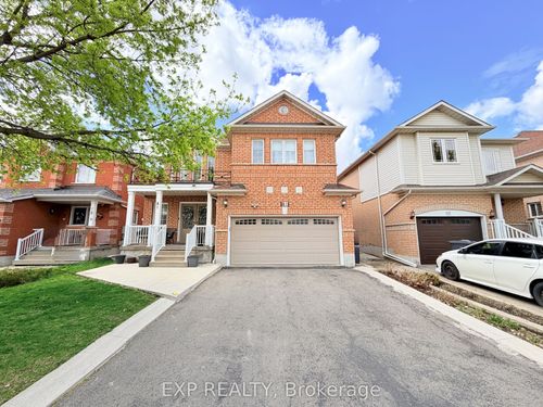 81 Farthingale Cres, Brampton, ON, L7A1W7 | Card Image