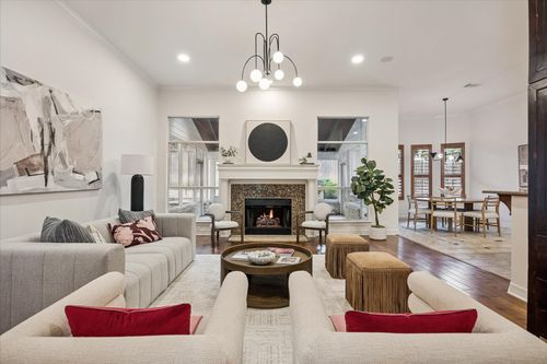 110 Copperleaf Rd, Lakeway, TX, 78734-3835 | Card Image