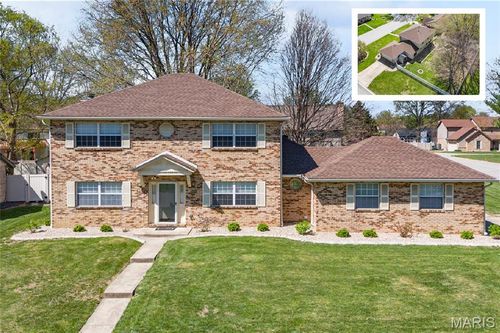 101 Bourdelais Dr, Swansea, IL, 62226-1807 | Card Image