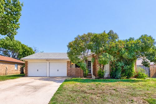 6604 Brookdale Dr, Watauga, TX, 76148-2708 | Card Image